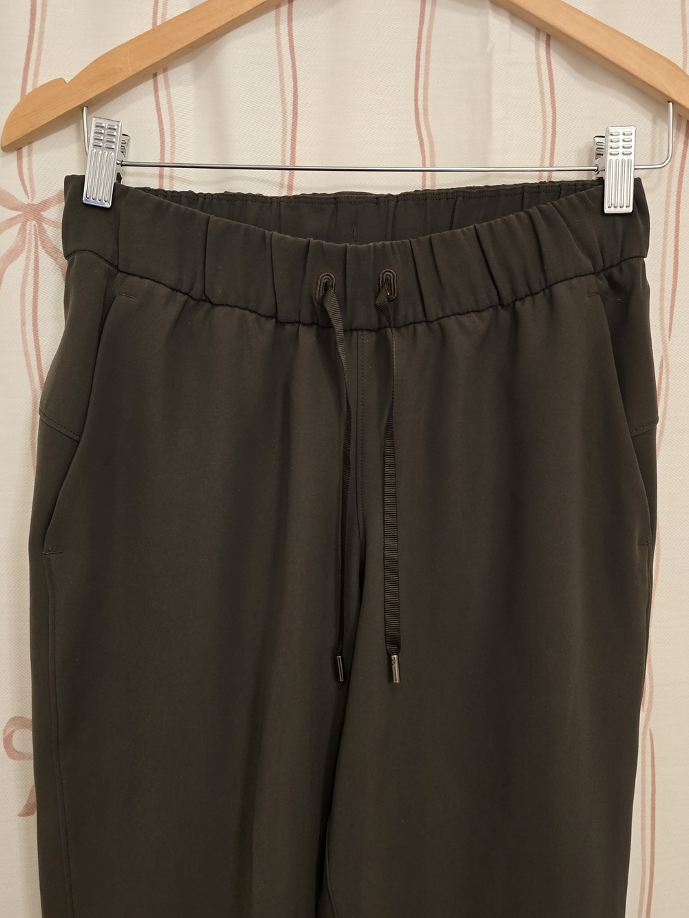 Lululemon Dark Olive Drawstring Jogger Pants